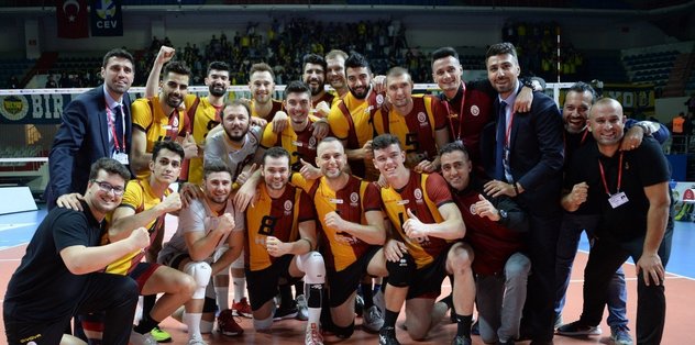 Galatasaray 3 0 Fenerbahce Mac Sonucu Son Dakika Voleybol Haberleri Fotomac