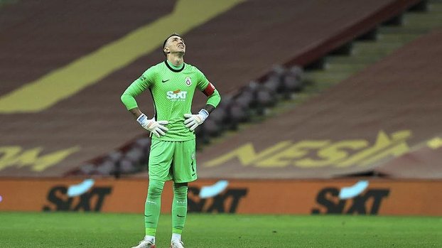 Kayserispor Galatasaray maçı sonrası Fernando Muslera'dan mağlubiyet yorumu! Soyunma odasında toplandık...