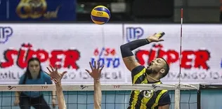 Efeler kapışıyor