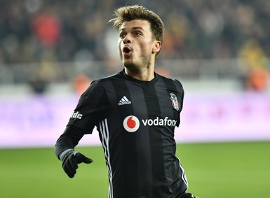 Beşiktaş’ın orta sahasından gole büyük katkı