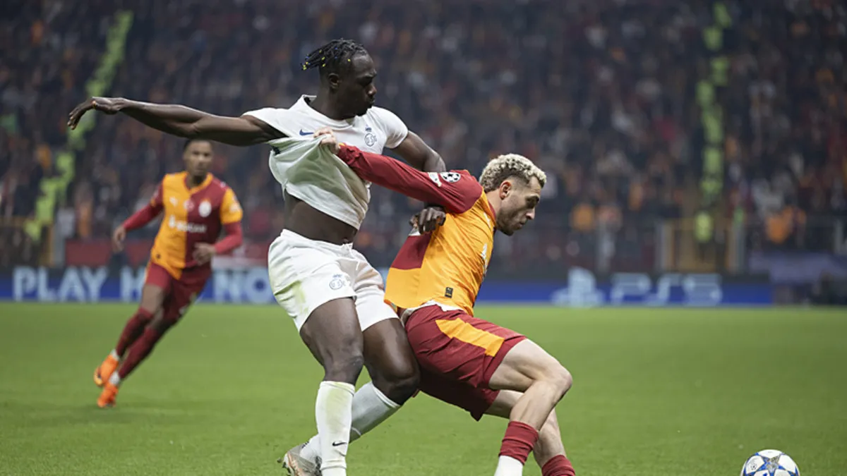 Galatasaray-Union SG maçında gerginlik!