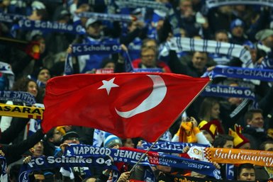 Schalke 04 - Galatasaray maçının Twitter yorumları