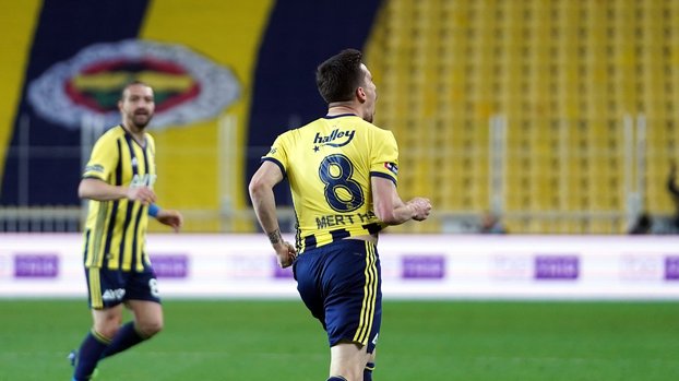Fenerbahçe'de Mert Hakan Yandaş'tan Erol Bulut'a gönderme! #