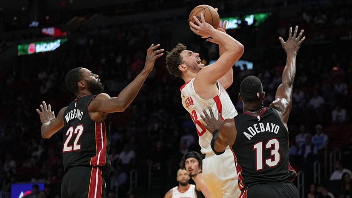 Alperen Şengün'lü Houston Rockets üst üste 9. galibiyetini aldı! Alperen Şengün'lü Houston Rockets üst üste 9. galibiyetini aldı!