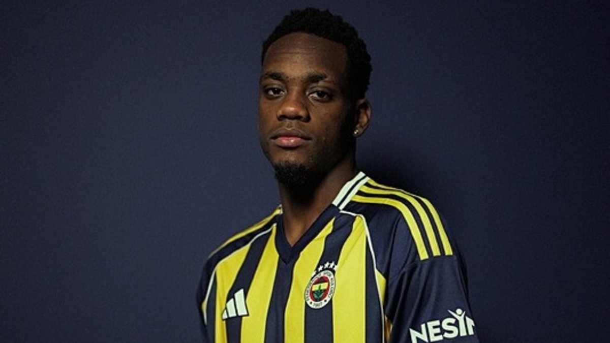 Fenerbahçe'den Jhon Duran'a özel transfer videosu! O detay dikkat çekti Fenerbahçe'den Jhon Duran'a özel transfer videosu! O detay dikkat çekti