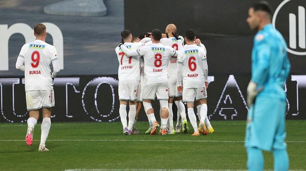 Siltaş Yapı Pendikspor 0-1 Bitexen Antalyaspor (MAÇ SONUCU - ÖZET) Siltaş Yapı Pendikspor 0-1 Bitexen Antalyaspor (MAÇ SONUCU - ÖZET)