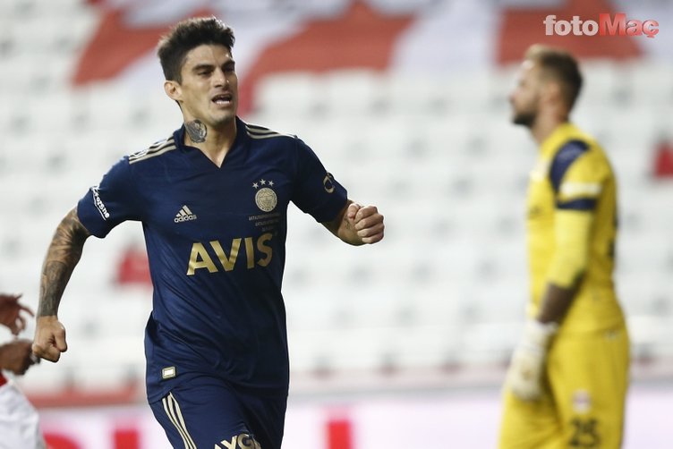 Fenerbahçe'de flaş gelişme! Yıldız isim İstanbul'dan ayrıldı.