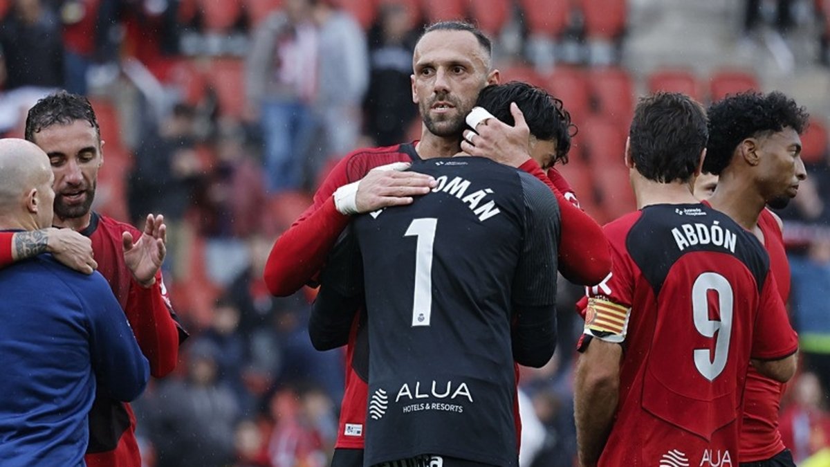 Eski dostlar dönüyor