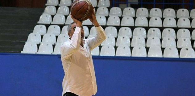 Samet Aybaba’dan basketbol resitali