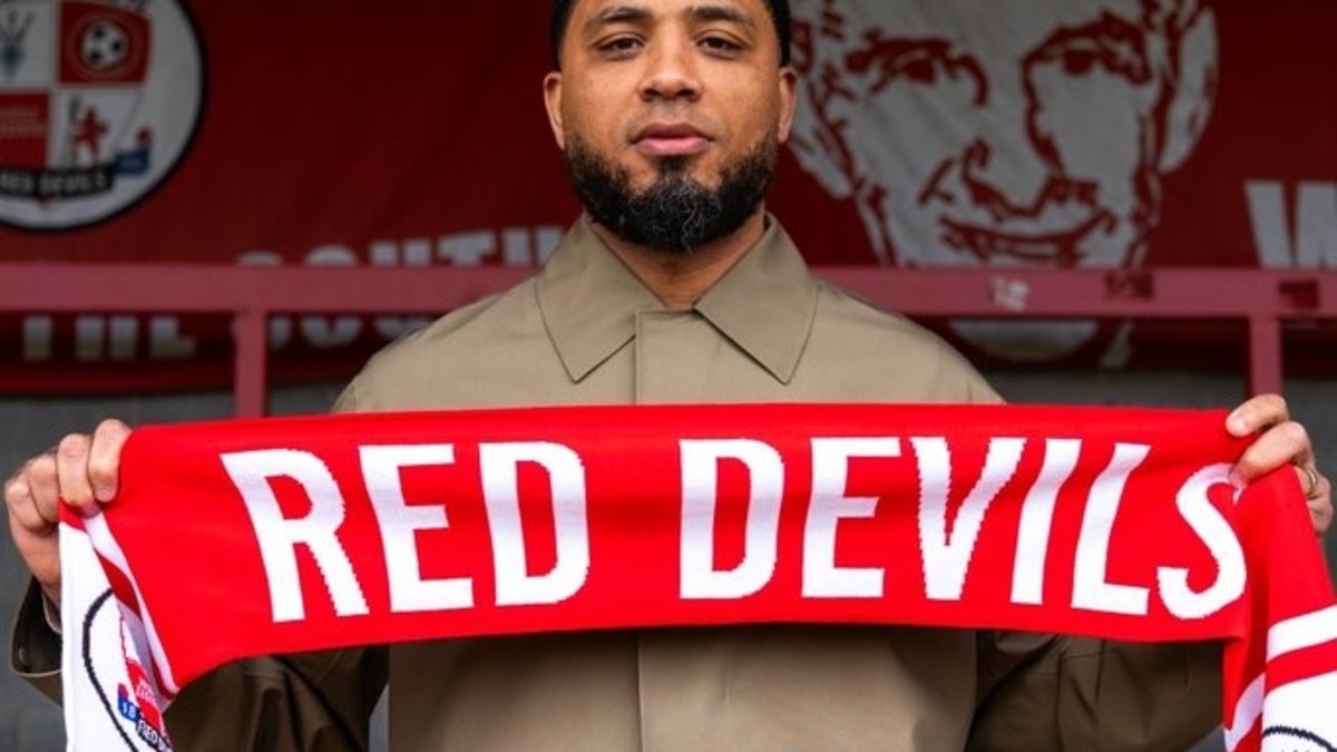 Colin Kazım-Richards, İngiltere 2. Lig ekiplerinden Crawley Town’un yeni teknik direktörü oldu