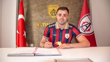 Hasan Hüseyin Acar Altınordu'da
