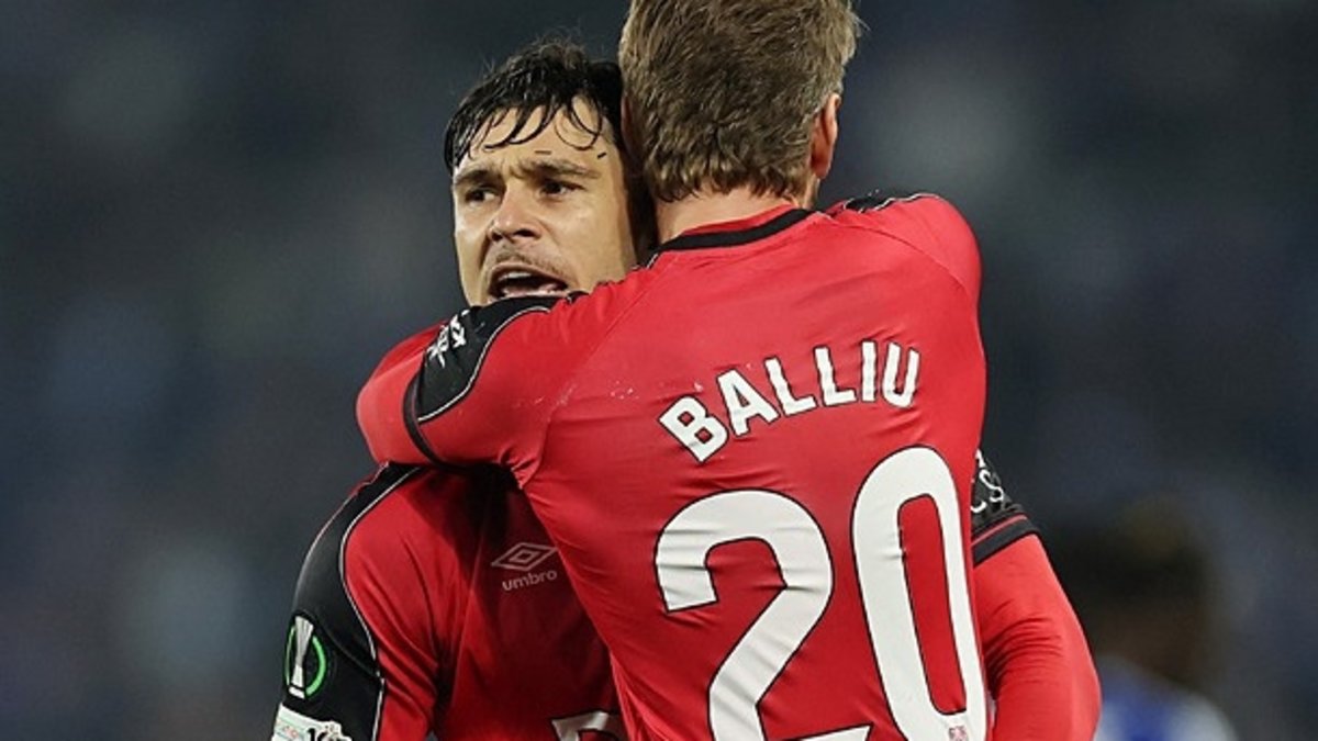 Rayo Vallecano, Strasbourg'u mağlup etti ve UEFA Konferans Ligi'nde finale yükseldi!