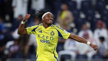 Aslan'dan stopere sürpriz aday!