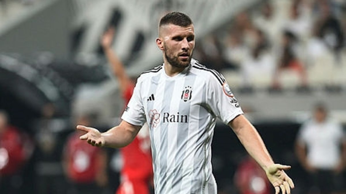 Ante Rebic'ten rest: 2.5 milyon euro verin