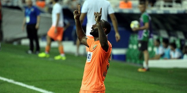 Vagner Love Flamengo yolunda