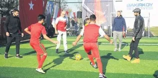 Çocuklarla çift kale