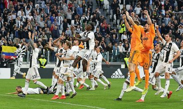 İtalya'da Juventus Fransa'da PSG ipi göğüsledi