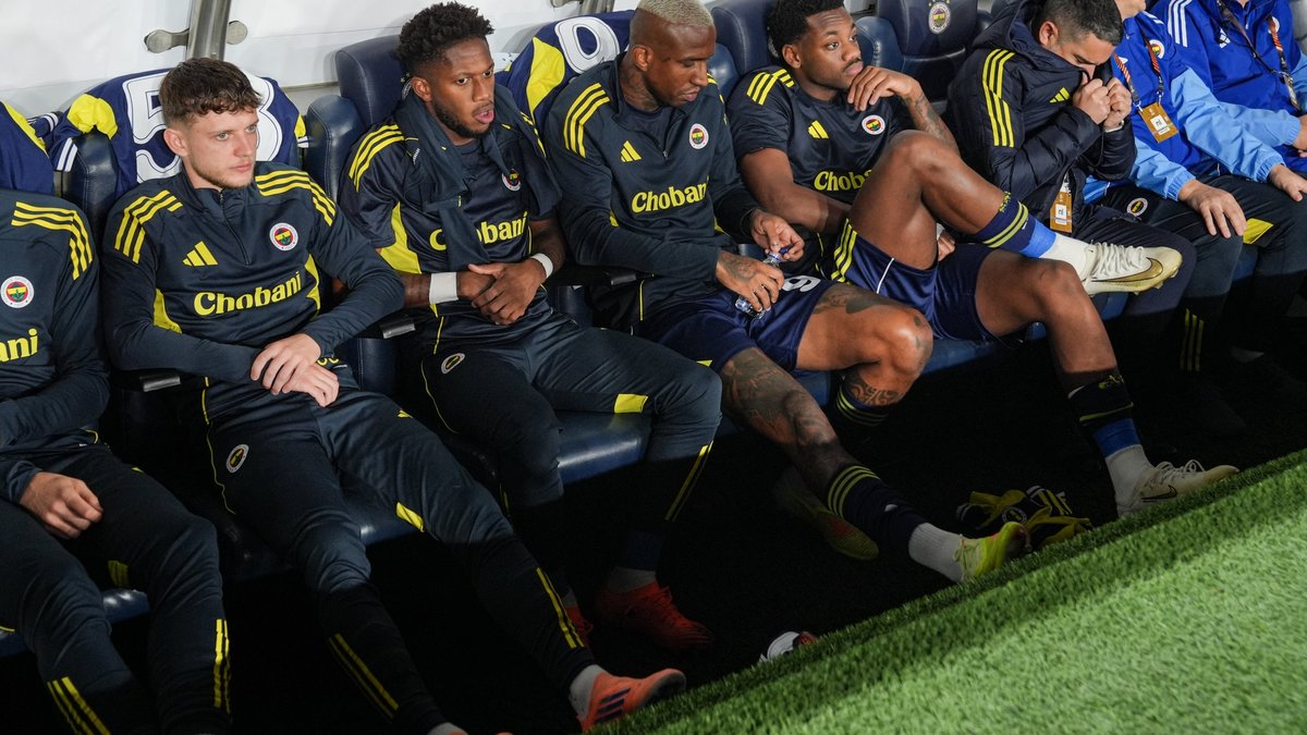 FENERBAHÇE TRANSFER HABERİ: Sebastian Szymanski ve Fred'e Almanya'dan kanca!