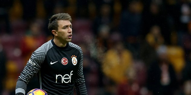 Galatasaray'dan Muslera'ya ilginç teklif!