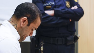 Dani Alves sentenced to 4 1/2 years behind bars for rape