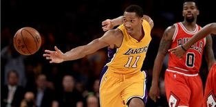 Lakers, Bulls'u uzatmalarda devirdi