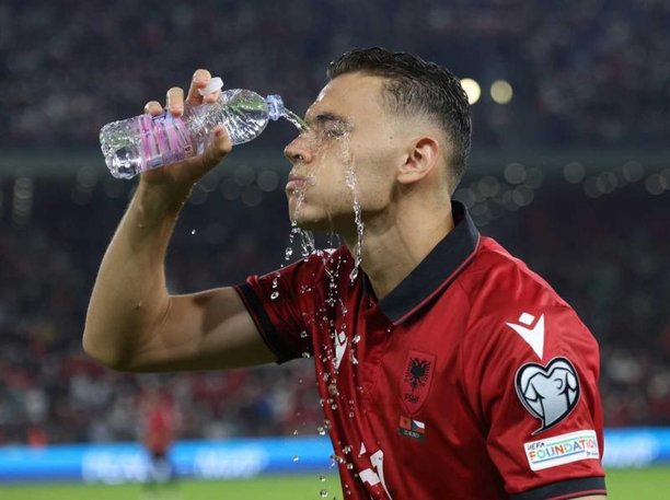 kristjan-asllani-kimdir-kac-yasinda-ve-nereli-asllani-istatistikleri-1769675971108.jpeg Kristjan Asllani piyasa değeri