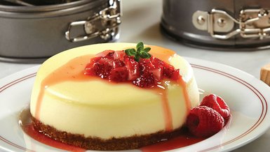 Cheesecake nasıl yapılır? Malzemeleri nelerdir? İşte pratik ve lezzetli limonlu ve frambuazlı cheesecake tarifi!