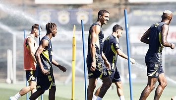 Ara vermeden başladı