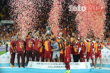 Galatasaray’da kasa doldu transfer harekatı başladı