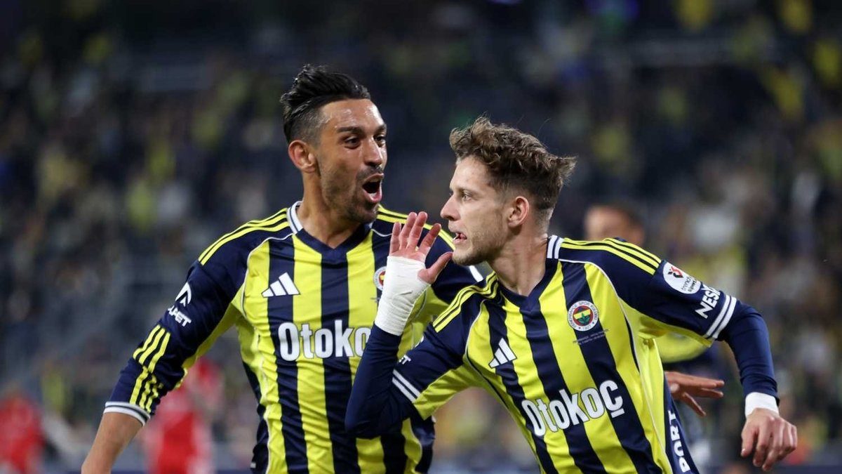 Galatasaray'dan eski Fenerbahçeli yıldıza transfer kancası! Bu hamle çok konuşulur