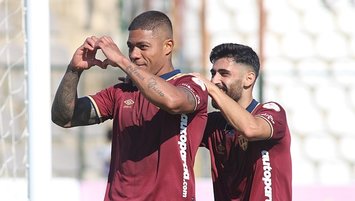 Ban-Ban'ı Tanque sırtladı