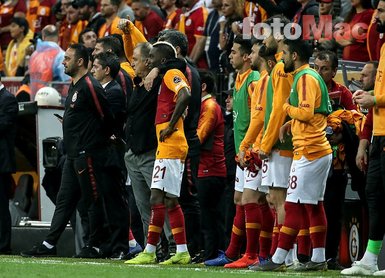 Galatasaray’da sol kanada 4 aday!