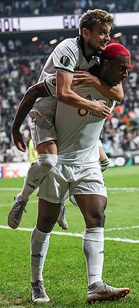 Beşiktaş’ta TL’ye geçiş zirvesi!