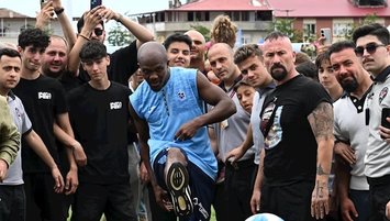 Nwakaeme futbol festivaline katıldı