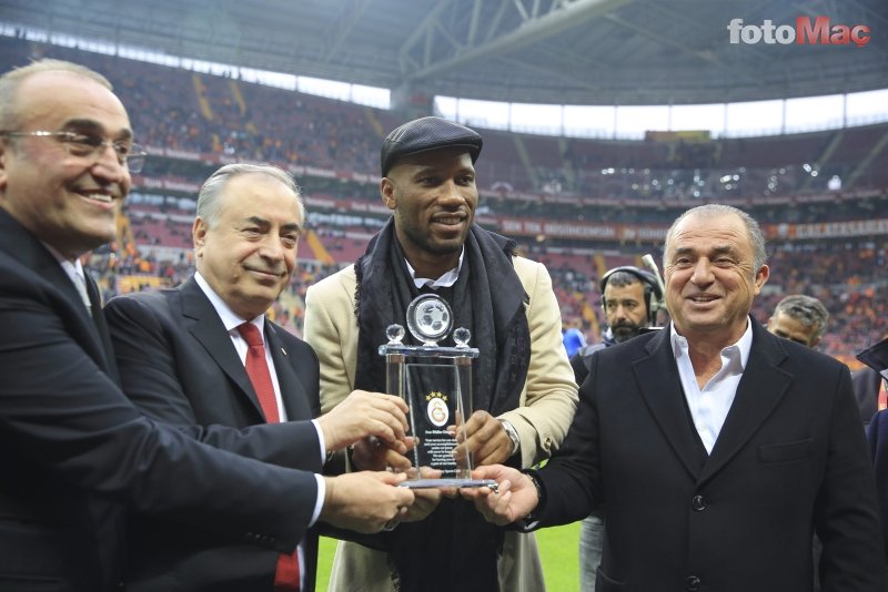 Drogba’dan Galatasaray açıklaması! 1 yıl bedavaya oynarım