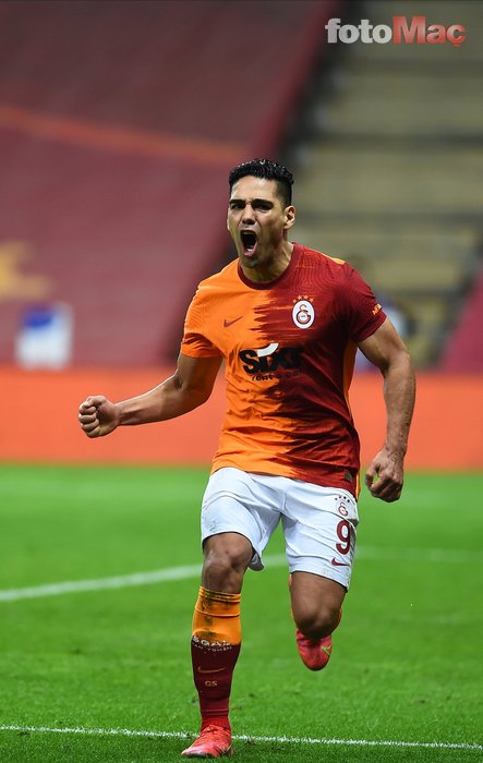 Radamel Falcao'dan sürpriz transfer kararı! Yeni takımı...