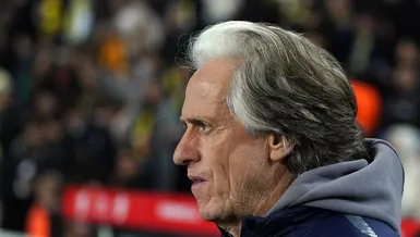 Jorge Jesus penaltıyı Valencia’ya attırdı!