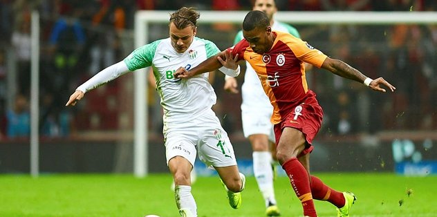 Bursaspor evinde Galatasaray'a karşı üstün