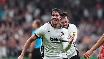 Vlahovic'ten kariyer başlangıcı