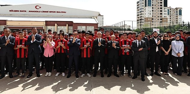 Öğrencilere 160 bin forma