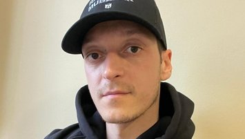 Mesut Özil'den İdlib'e yardım