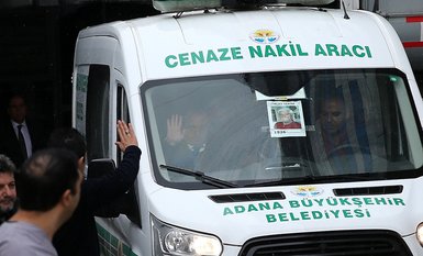 Galatasaray Teknik Direktörü Fatih Terim’in babası son yolculuğuna uğurlandı