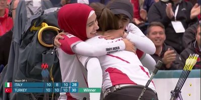 Makaralı Yay Bayan Takımı Avrupa şampiyonu oldu