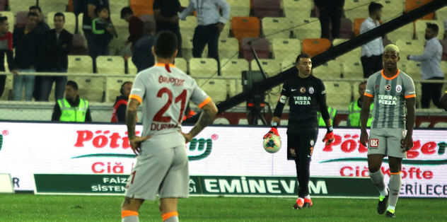 Muslera direnemedi