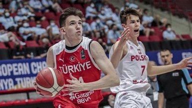 Beşiktaş, genç basketbolcu Efe Tahmaz'ı renklerine bağladı