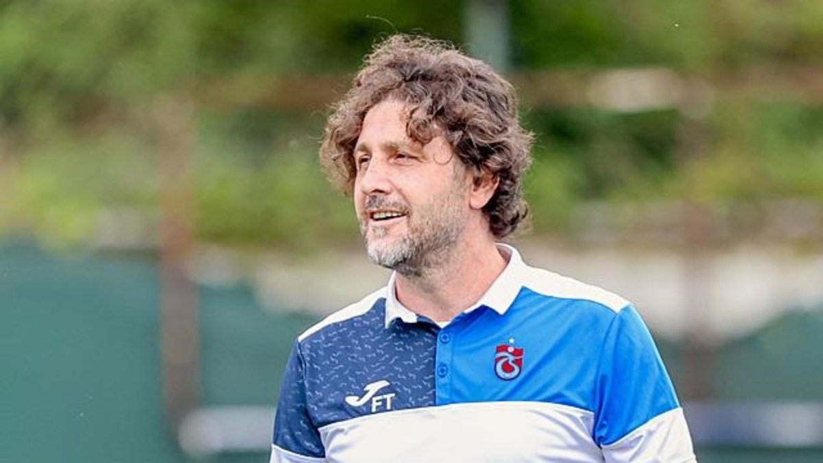 Trabzonspor'da Fatih Tekke'den flaş transfer açıklaması! Trabzonspor'da Fatih Tekke'den flaş transfer açıklaması!
