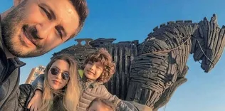 Sabri Sarıoğlu hoca oluyor