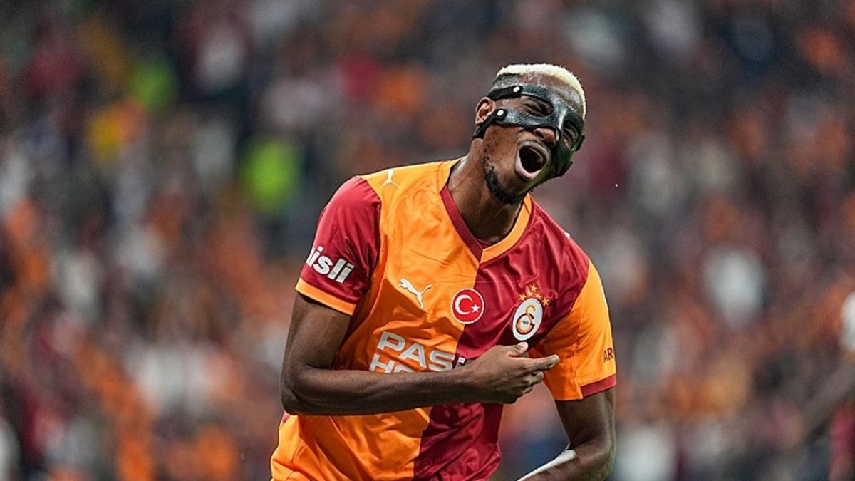 Galatasaray'ın yıldızı Osimhen'den olay paylaşım! Gözyaşlarını...