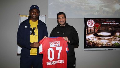 Nijeryalı eski futbolcu Nwankwo Kanu Antalyaspor'u ziyaret etti
