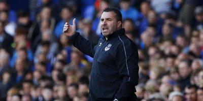 Unsworth yine görevde